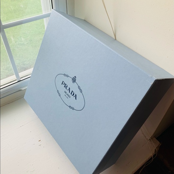 Prada black suede/gold heels neverworn size 6.5 US - Picture 4 of 9